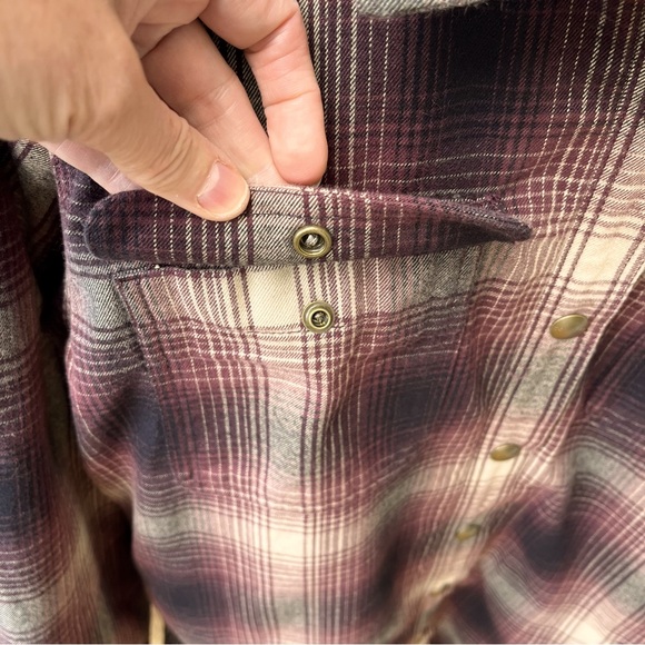 Carhartt Wm’s Hubbard Sherpa Lined Plaid Flannel Shirt Jacket In Deep Wine Sz M - Picture 7 of 16